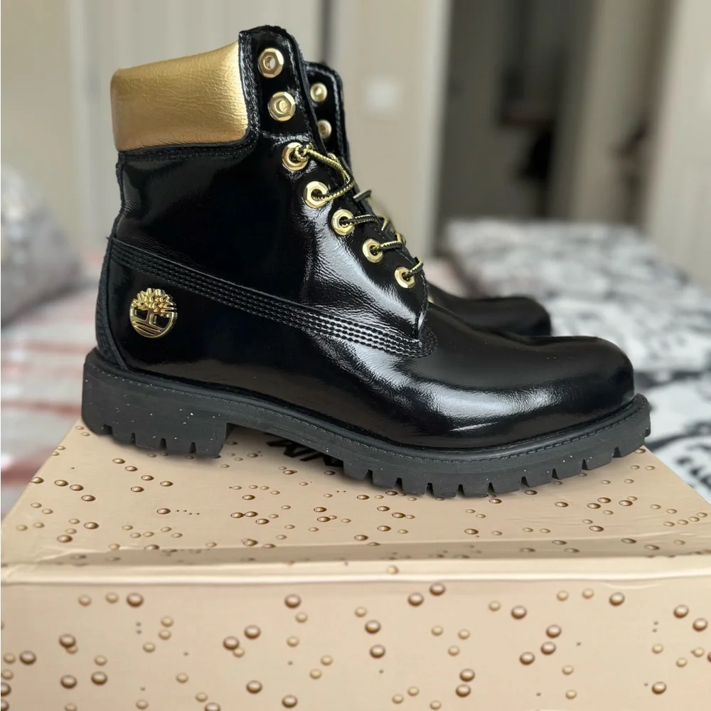 Timberland Men’s Glossy Black and Gold Combat Boots - Picture 1 of 8